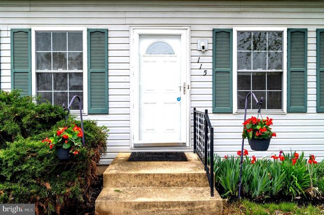 115 Ranson Estates Cir, House other with 3 bedrooms, 2 bathrooms and null parking in Ranson WV | Image 5