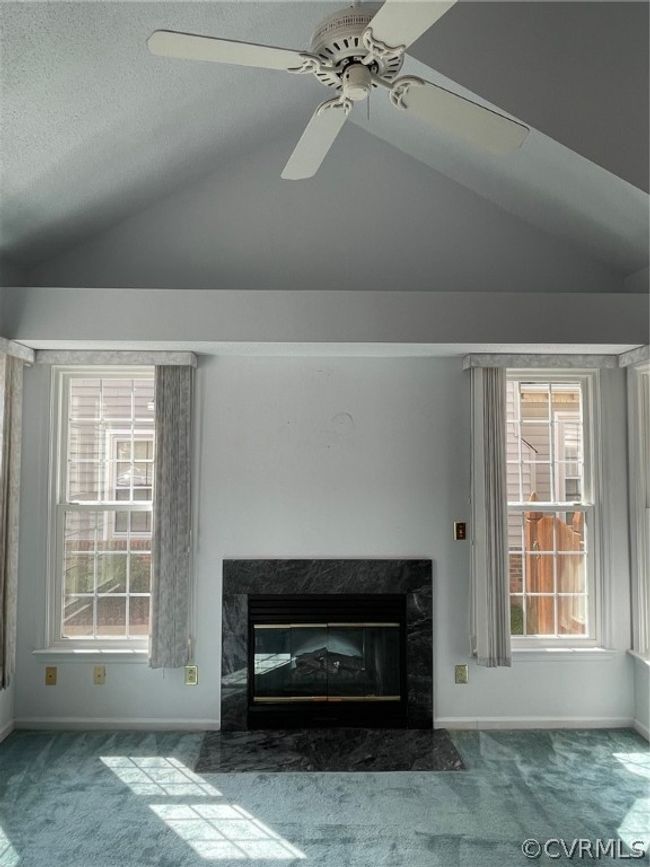 Family Room with vaulted ceiling | Image 3