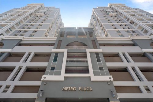 1703-Metro Plaza Towers 305 Calle Villamil, San Juan, PR, 00907 | Card Image
