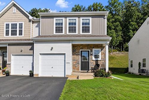 404 Long Run Rd, Drums, PA, 18222-2061 | Card Image
