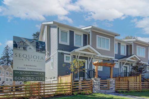 22-23108 Lougheed Highway, Maple Ridge, BC, V2X6N1 | Card Image