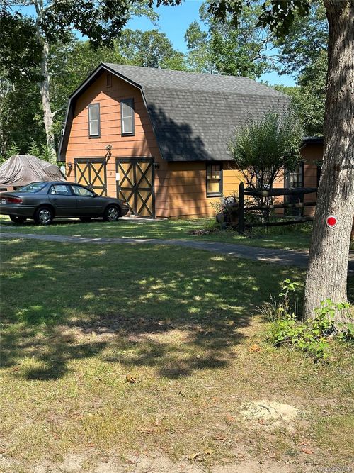 5 Avon Ln, Middle Island, NY, 11953-1501 | Card Image