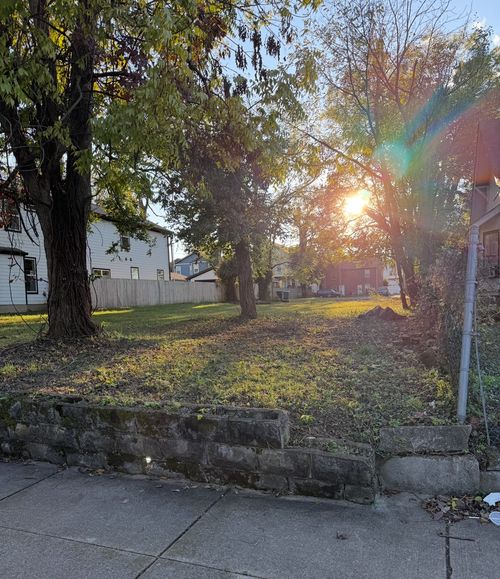 1831 9th Ave N, Nashville, TN, 37208-1523 | Card Image