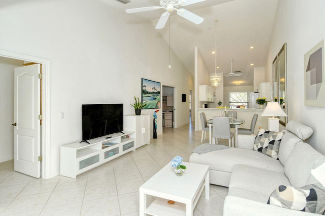 UNIT-2625 - 9489 Millbank Dr, Condo with 2 bedrooms, 2 bathrooms and null parking in SARASOTA FL | Image 8