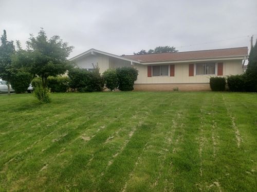 3780 W Park Ave, New Berlin, WI, 53151 | Card Image