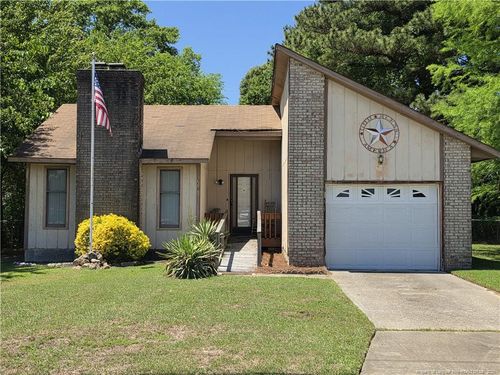 556 Glensford Dr, Fayetteville, NC, 28314-2327 | Card Image