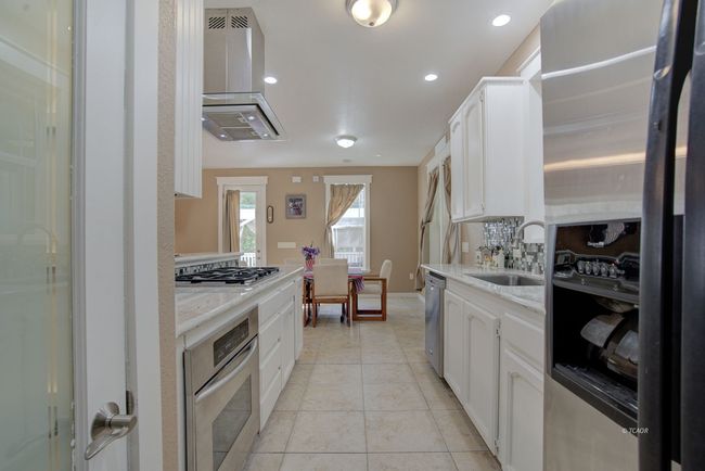 Kitchen | Image 15
