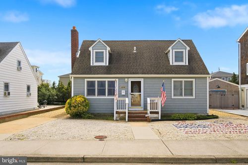 404 Coral St, BEACH HAVEN, NJ, 08008-1654 | Card Image
