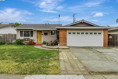 4975 Roeder Rd, San Jose, CA, 95111-4058 | Card Image