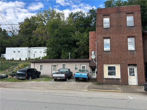 237 Main St, Belle Vernon, PA, 15012-1111 | Card Image