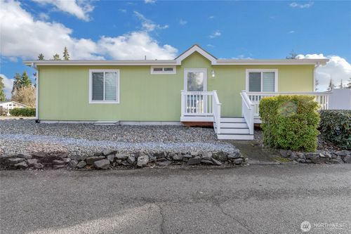 10022 191st St E, Puyallup, WA, 98375-2071 | Card Image