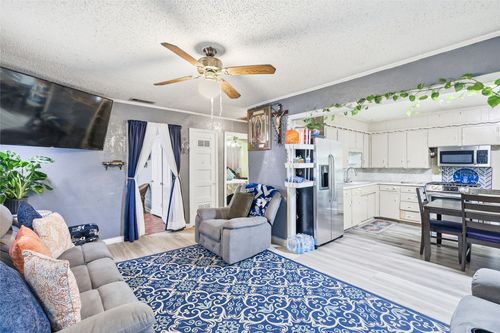 3528 Panola Ave, Fort Worth, TX, 76103-3038 | Card Image