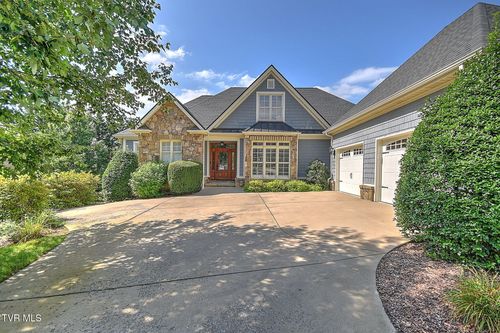 1943 Villa Ct, Johnson City, TN, 37615-4590 | Card Image