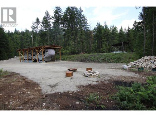 854 Alexander Rd, Nakusp, BC, V0G1R1 | Card Image