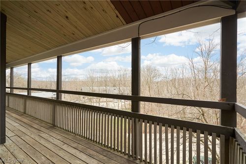 d-1722 Treetop Trl, Akron, OH, 44313-8574 | Card Image