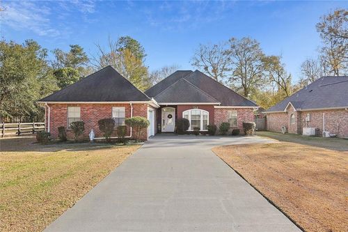 150 Bodet Rd, Covington, LA, 70433-6207 | Card Image