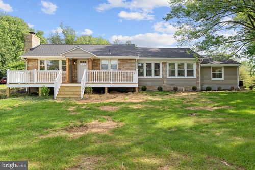 214 Dillard Ct, FRONT ROYAL, VA, 22630-4453 | Card Image