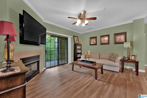 218-218 Sterling Oaks Dr, HOOVER, AL, 35244-2032 | Card Image
