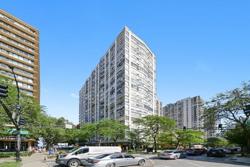 apt-15h-5757 N Sheridan Rd, Chicago, IL, 60660-8709 | Card Image