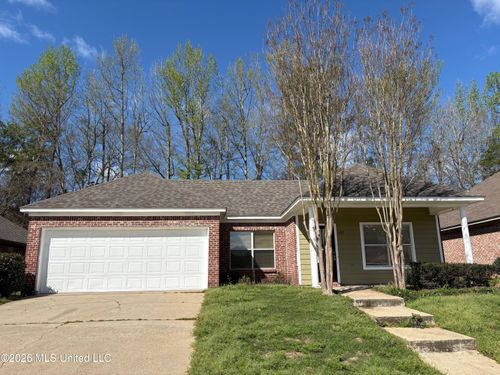 620 Lexington Dr, Florence, MS, 39073-6018 | Card Image