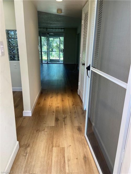 102-180 Turtle Lake Ct, NAPLES, FL, 34105 | Card Image