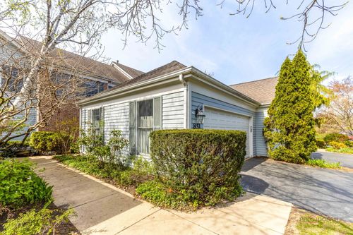 851 Sutton Ct, Lincolnshire, IL, 60069-3431 | Card Image