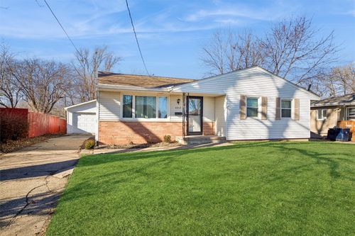 4012 64th St, Urbandale, IA, 50322-2704 | Card Image