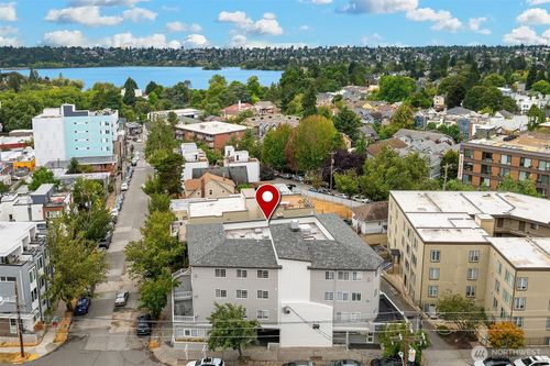 apt-403-7301 5th Ave Ne, Seattle, WA, 98115-8601 | Card Image