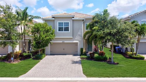 4729 Greenway Dr, Hollywood, FL, 33021-2145 | Card Image