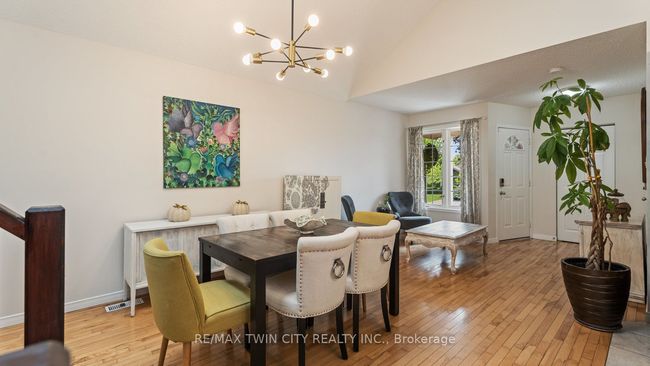 7 Fletcher Crt, House other with 5 bedrooms, 3 bathrooms and 3 parking in Guelph ON | Image 8
