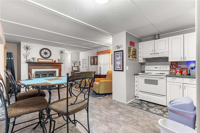 3175 Ne 162 Nd St, House other with 2 bedrooms, 2 bathrooms and null parking in CITRA FL | Image 5