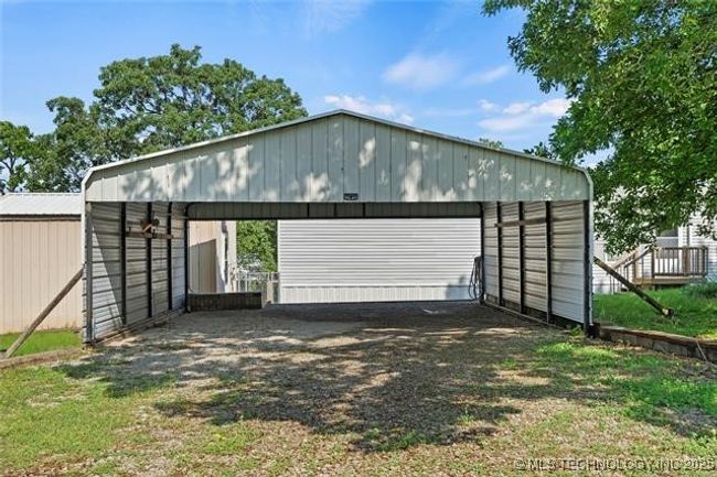 2568 Bristow Point Rd, House other with 2 bedrooms, 2 bathrooms and null parking in McAlester OK | Image 17