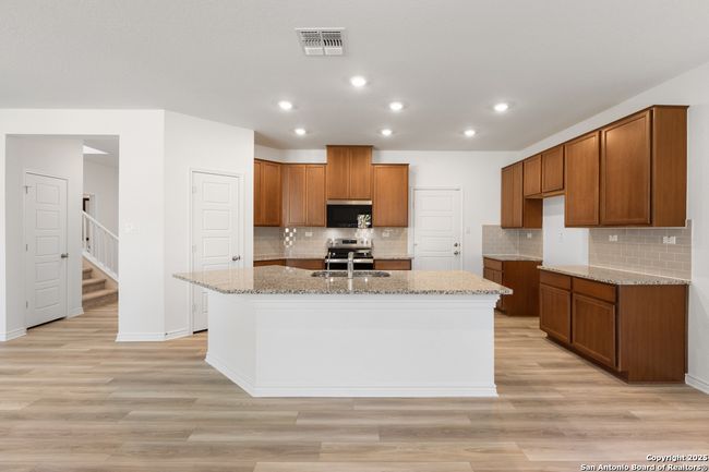729 Maxwell Hts, House other with 3 bedrooms, 3 bathrooms and null parking in San Antonio TX | Image 7