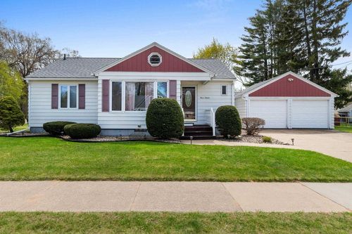316 E Stevens Street, Shawano, WI, 54166 | Card Image
