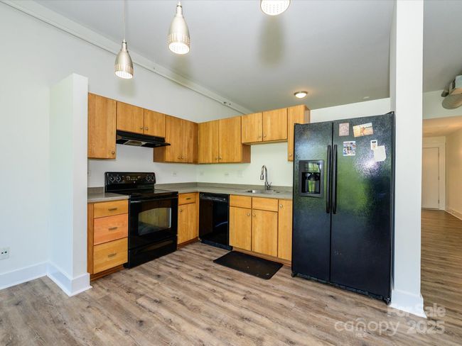 Kitchen | Image 16