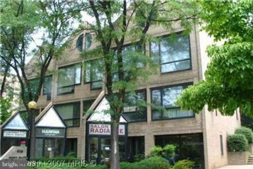 6728 Curran St, MCLEAN, VA, 22101-3803 | Card Image