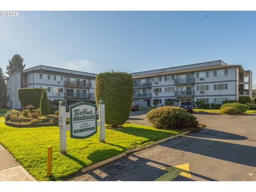 209-2005 Tibbetts Dr, LONGVIEW, WA, 98632-4286 | Card Image