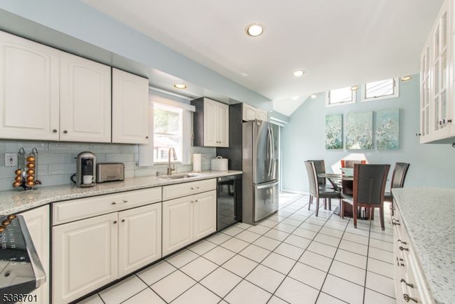 20 Bryant Ave, House other with 3 bedrooms, 3 bathrooms and null parking in Bloomfield NJ | Image 9