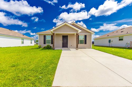 144 Benjamin Dr, Thibodaux, LA, 70301-4153 | Card Image