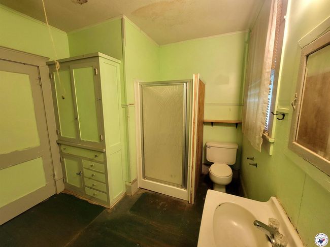 607 N Walnut St, House other with 2 bedrooms, 1 bathrooms and null parking in Clarksville TX | Image 9