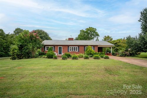 2450 Poors Ford Rd, Rutherfordton, NC, 28139-9472 | Card Image