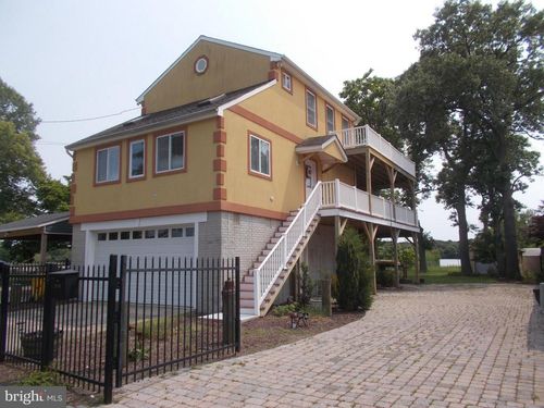 2115 Lake Dr, PASADENA, MD, 21122-3623 | Card Image