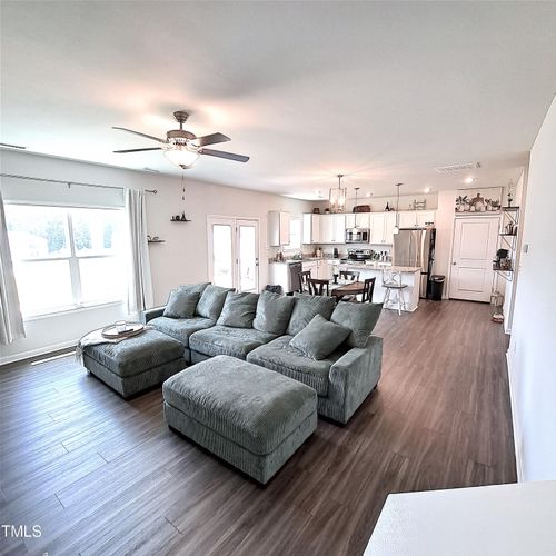 265 Forest Meadow Ln, Franklinton, NC, 27525-8485 | Card Image