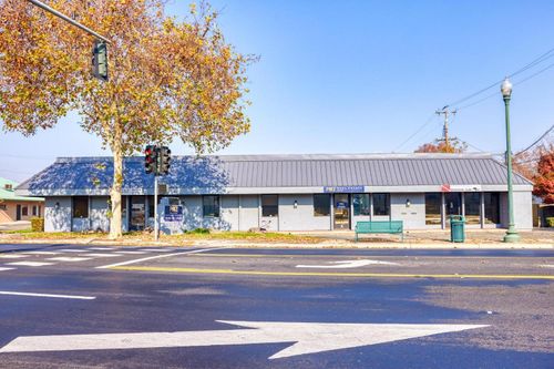 ste-c-1410 California St, Escalon, CA, 95320-1760 | Card Image