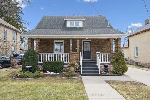 635 Lawrence Street, Cambridge, ON, N3H2M8 | Card Image