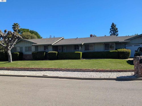 1048 Panadero Ct, Clayton, CA, 94517 | Card Image