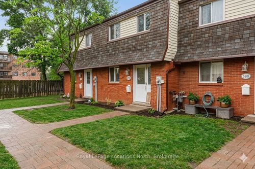 590 Tenth St, Collingwood, ON, L9Y4C1 | Card Image