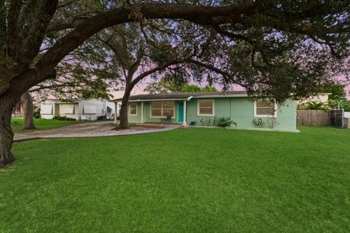 1424 Willow Rd, Palm Springs, FL, 33406-5852 | Card Image