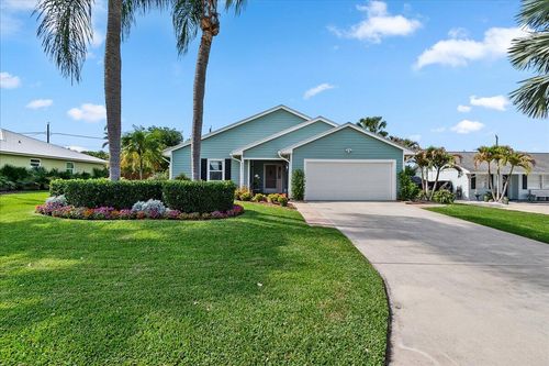 8093 Se Carlton St, Hobe Sound, FL, 33455-4001 | Card Image