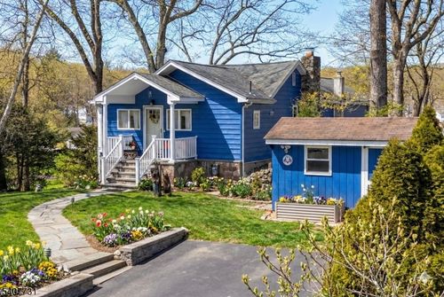 7 Birch Rd, Bloomingdale, NJ, 07403-1901 | Card Image